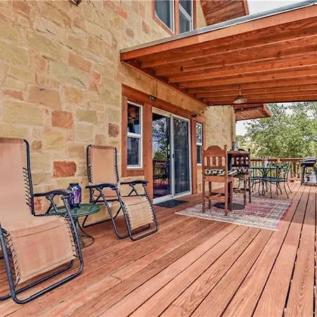 Rustic Bluebonnet Cabin With View By Hidden Fall Park